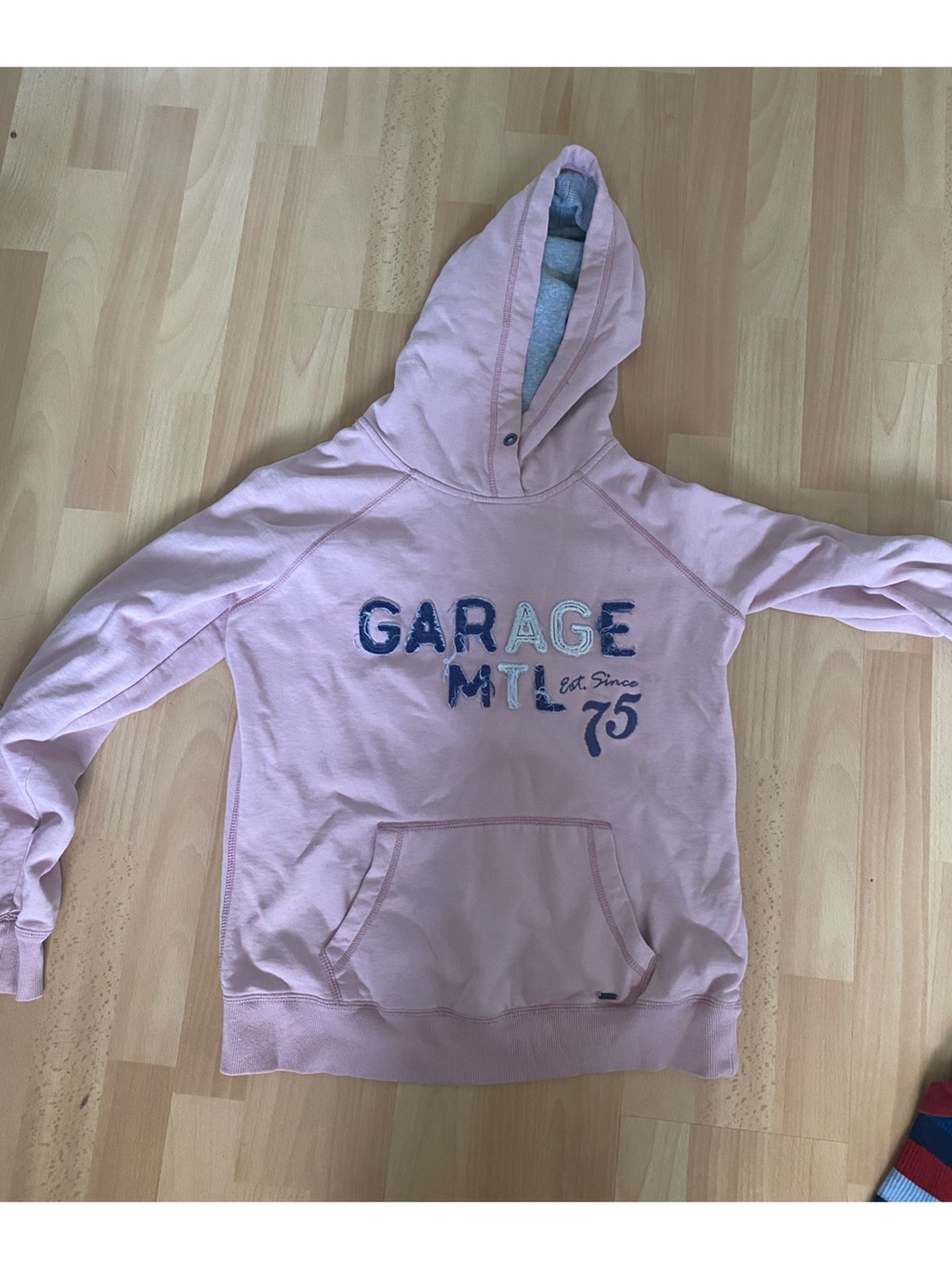 Garage vintage women’s pink hoodie